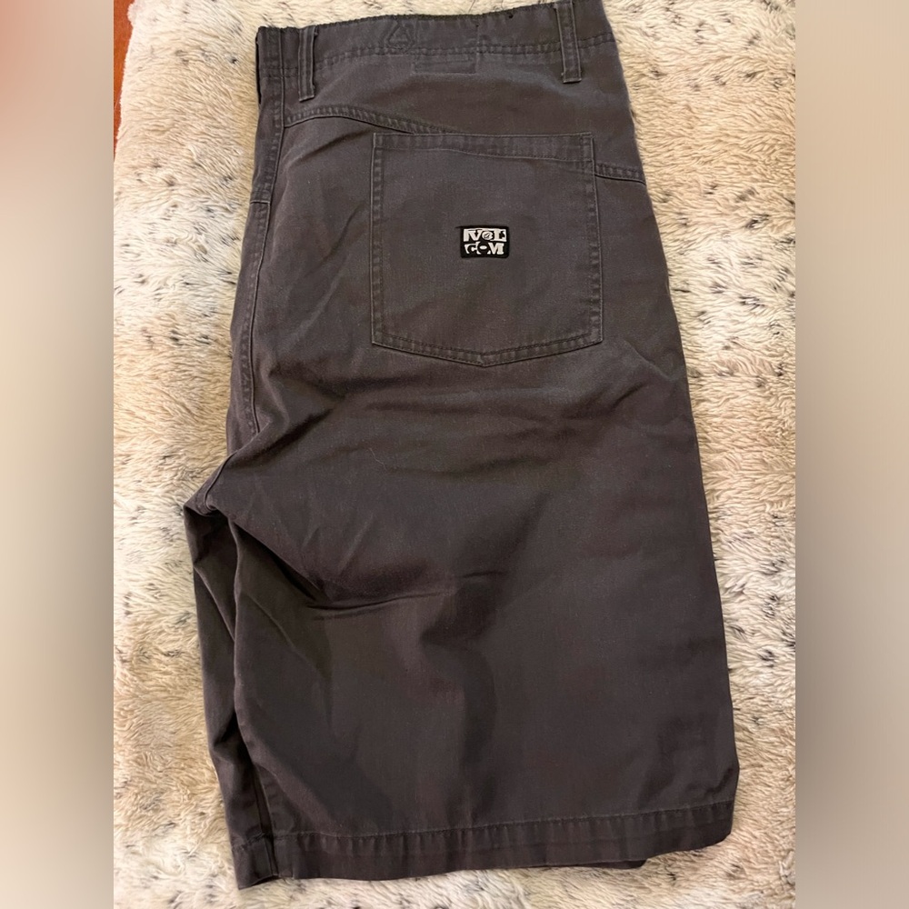 Volcom shorts